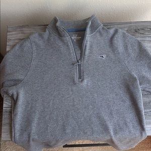 Boys vineyard vines sweatshirt